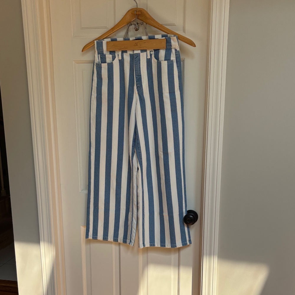 Banana Republic Blue and White High-Rise Wide Leg Crop Jeans